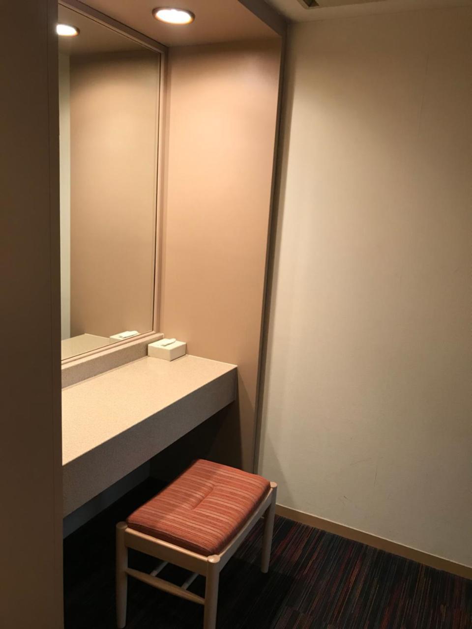 名铁大酒店 酒店